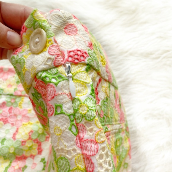 Lily Pulitzer Sloane Eyelet Floral Lace Shorts 2 - Picture 6 of 8